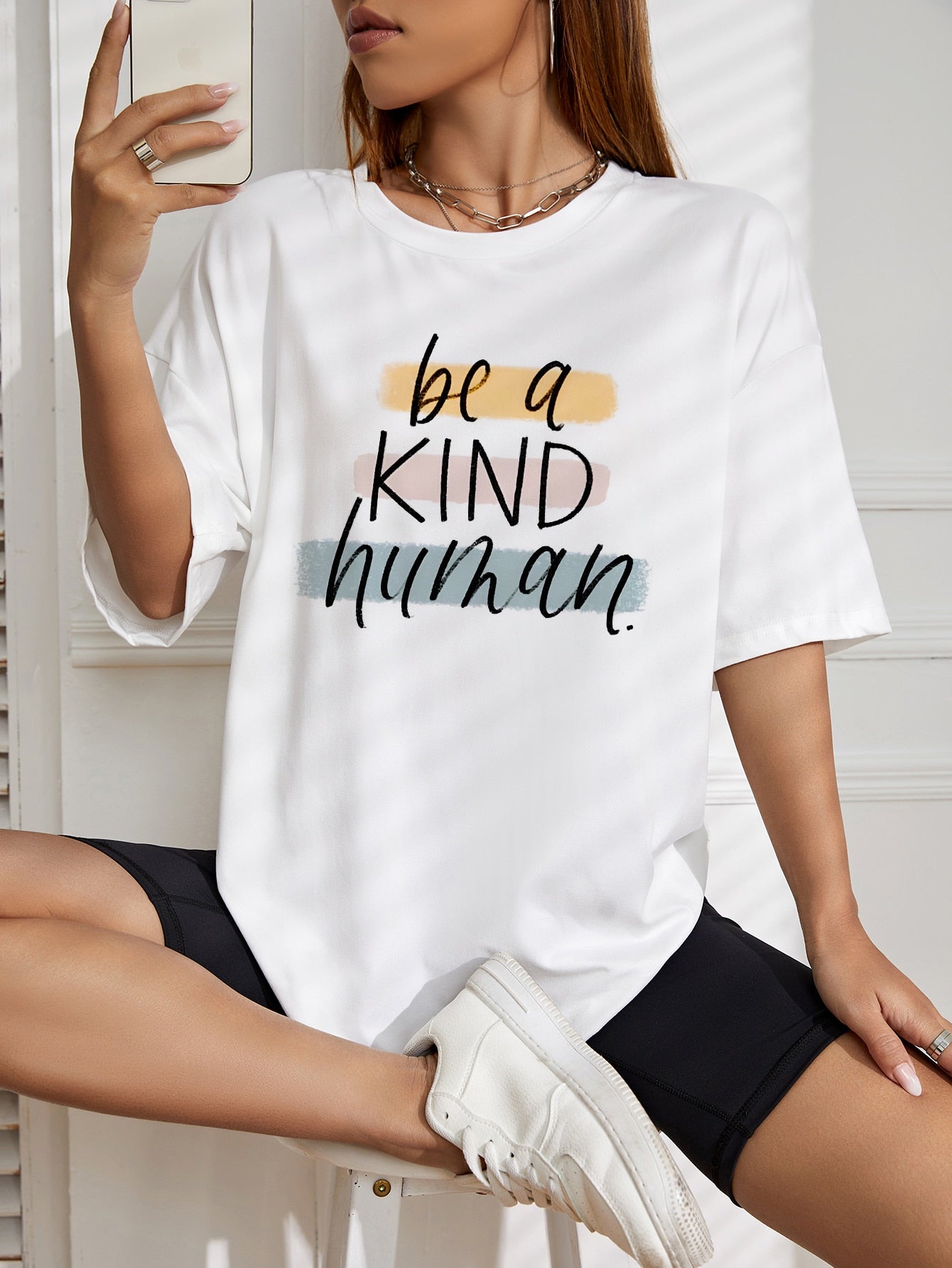 Camiseta Básica Be a Kind Human