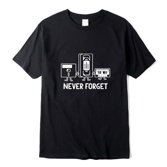 Camiseta Básica Never Forget Old Devices