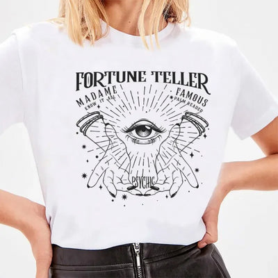 Camiseta Básica Feminina Com Estampa Olho E Mãos