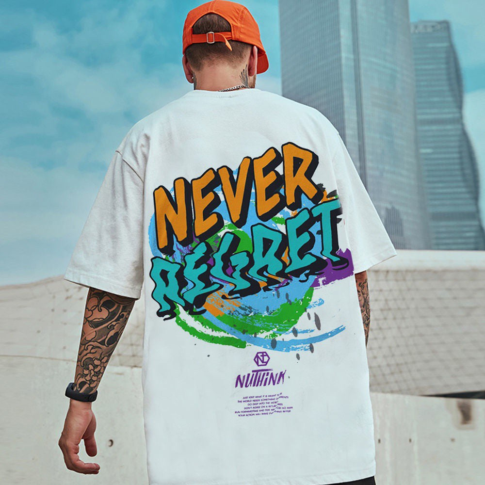 Camiseta Básica Com Estampa Never Regret Tintas