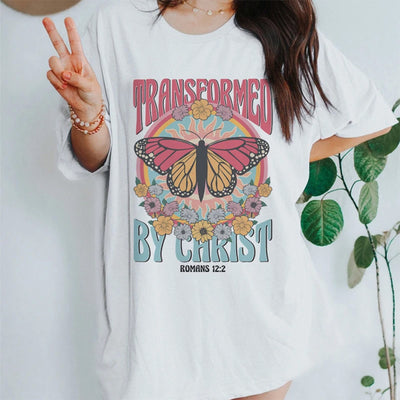 Camiseta Básica Feminina Com Estampa Borboleta Jardim De Flores