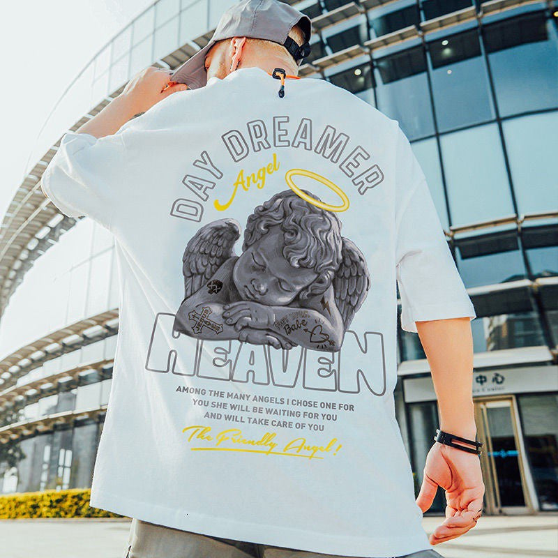 Camiseta Básica COm Estampa Estatua De Anjo