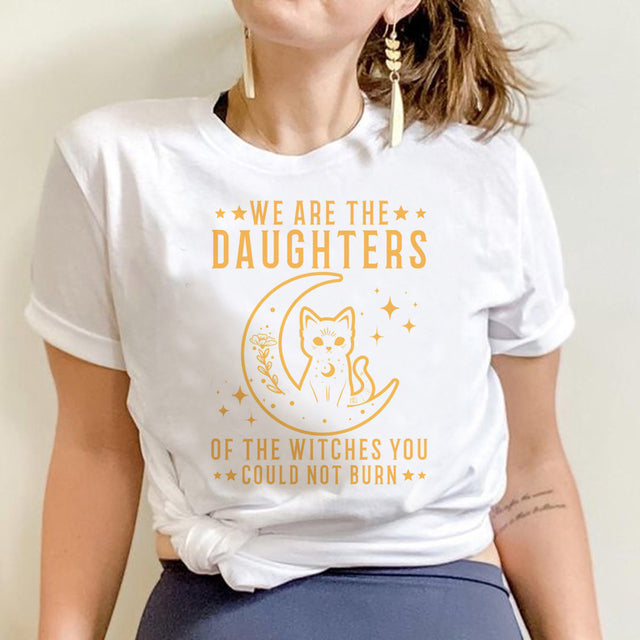 Camiseta básica com estampa Meia lua gato