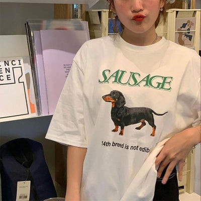 Camiseta Básica Feminina Com Estampa Cachorro Salsicha
