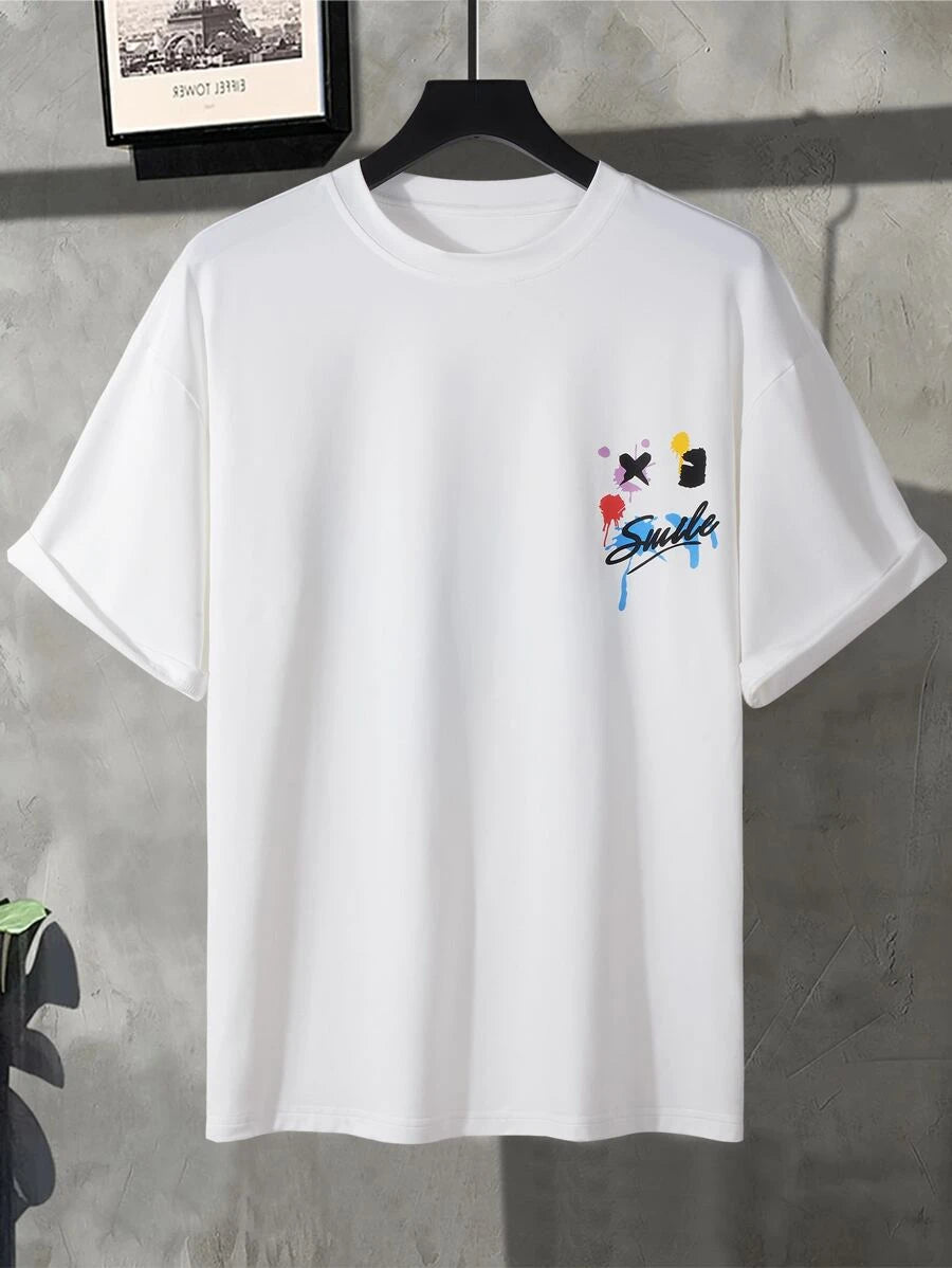 Camiseta masculina com estampa smile rosto colorido