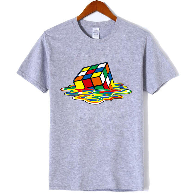 camiseta básica com estamap cubo magico derretendo
