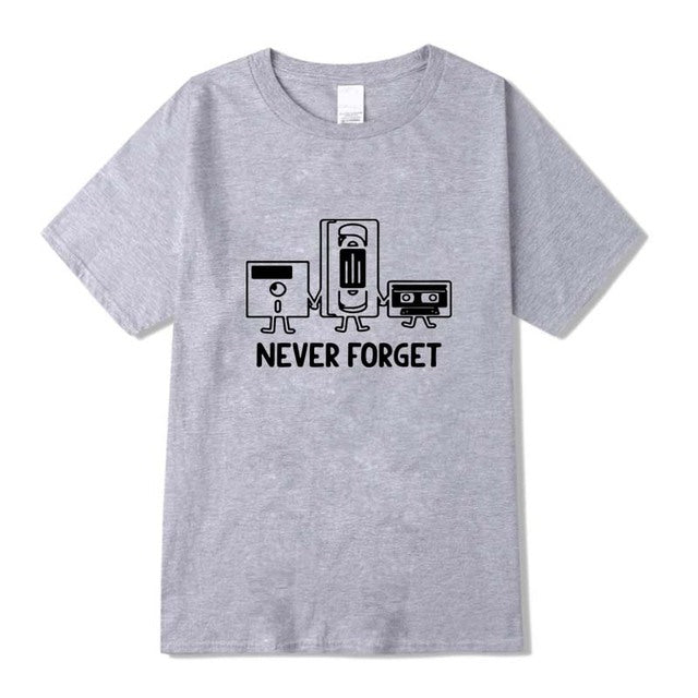 Camiseta básica com estampa Fitas Música 