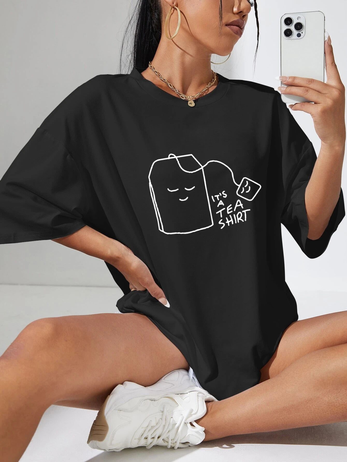 Camiseta Feminina com estampa Chá Feliz