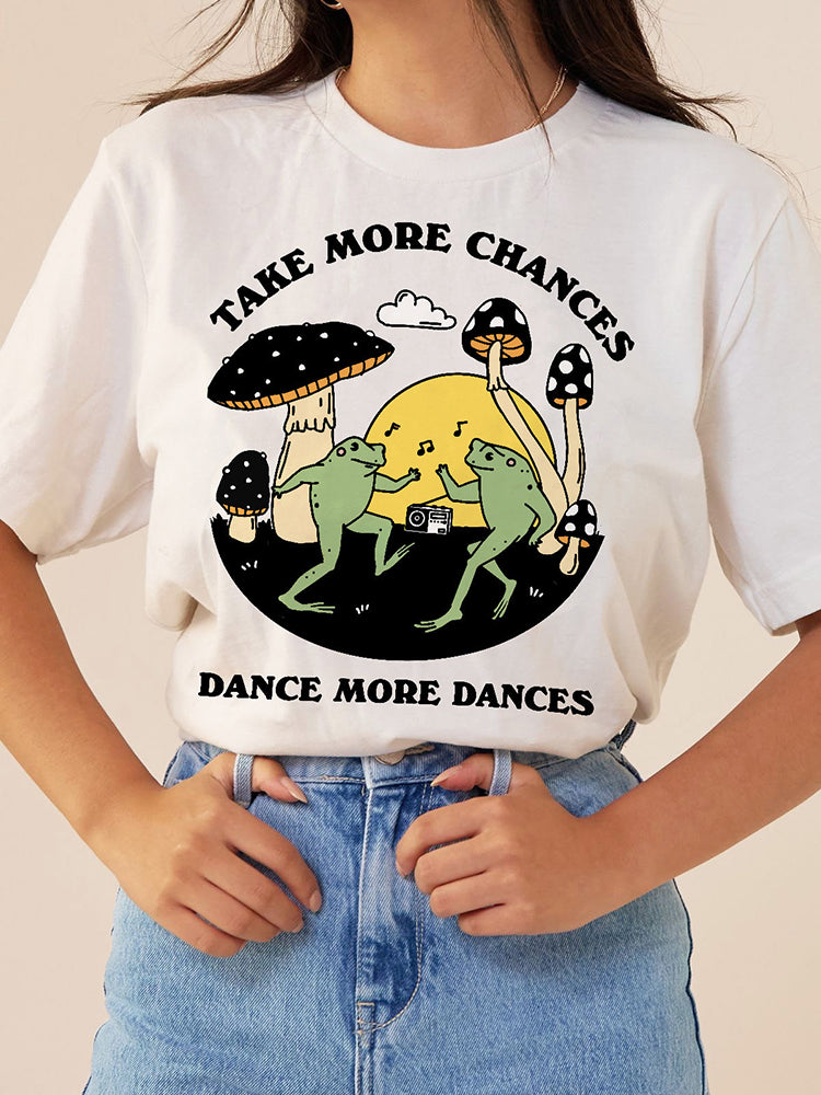 Camiseta Feminina com Estampa Sapos DAnçando Cogumelo
