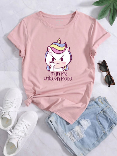 Camiseta feminina com estampa unicórnio nervoso