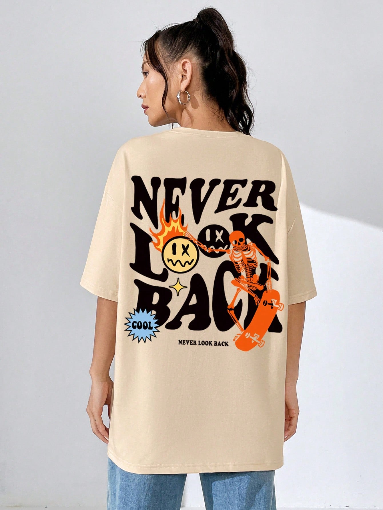 Camiseta Básica Com Estampa Esqueleto Skatista
