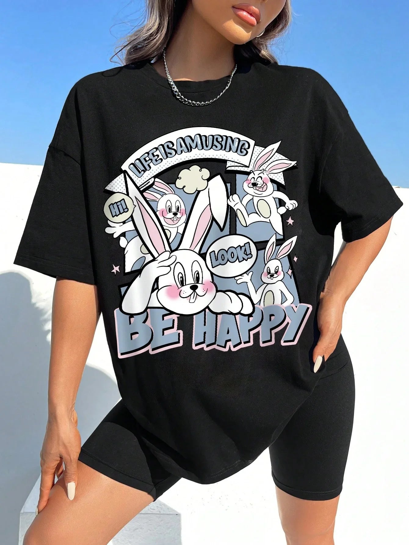 Camiseta Básica Com Estampa Coelho Feliz