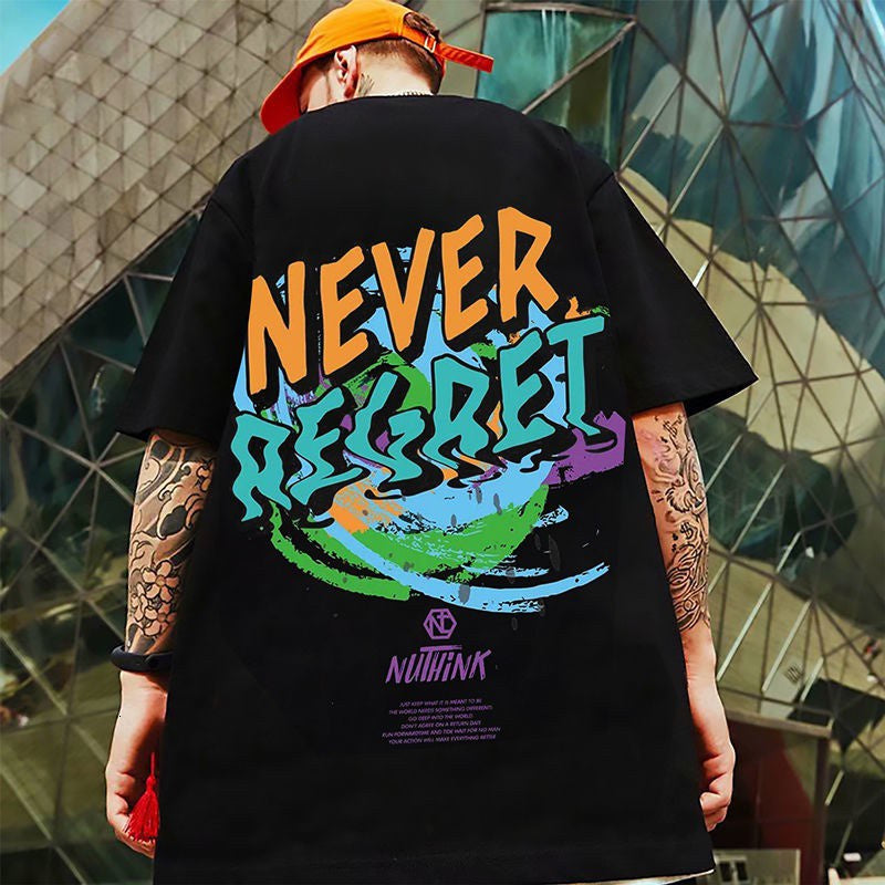 Camiseta Básica Com Estampa Never Regret Pinturas