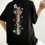 Camiseta Básica Spine With Flowers - preto