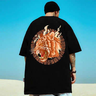 Camiseta básica com estampa tigre laranja