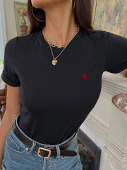 Camiseta Feminina Mini Coração Fofo