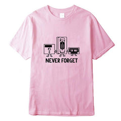 Camiseta Básica Never Forget Old Devices