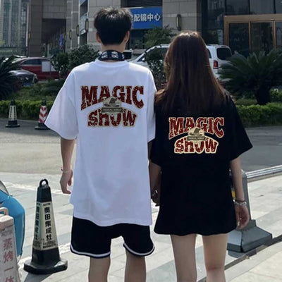 Camiseta Básica Com Estampa Chápeu De Bruxa