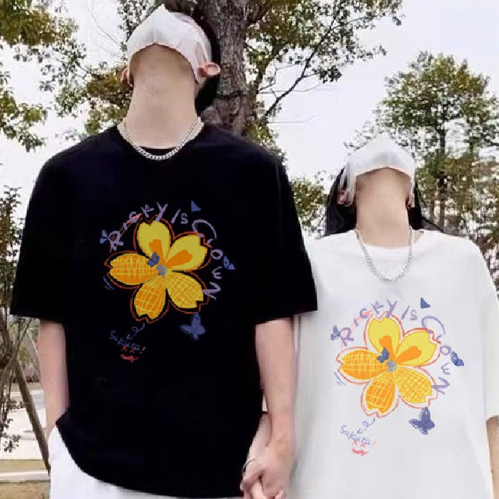 Camisetas Casal Ricky is Cloez Flower T SETE CUSTOM INDUSTRIA COMERCIO E CONFECCOES DO VESTUARIO LTDA